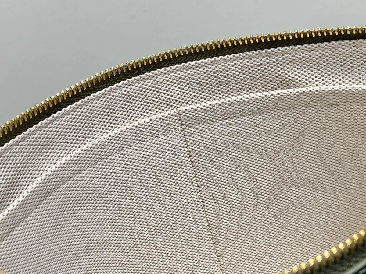 Louis Vuitton Olive Pouch green