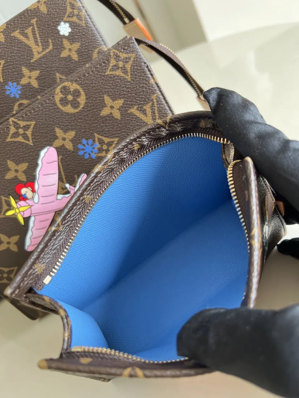 Brown Monogram LV Zip Pull - Hình 4