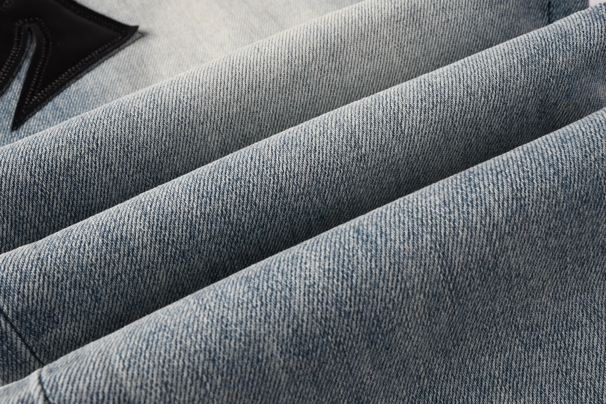 AMIRI Jeans A8921