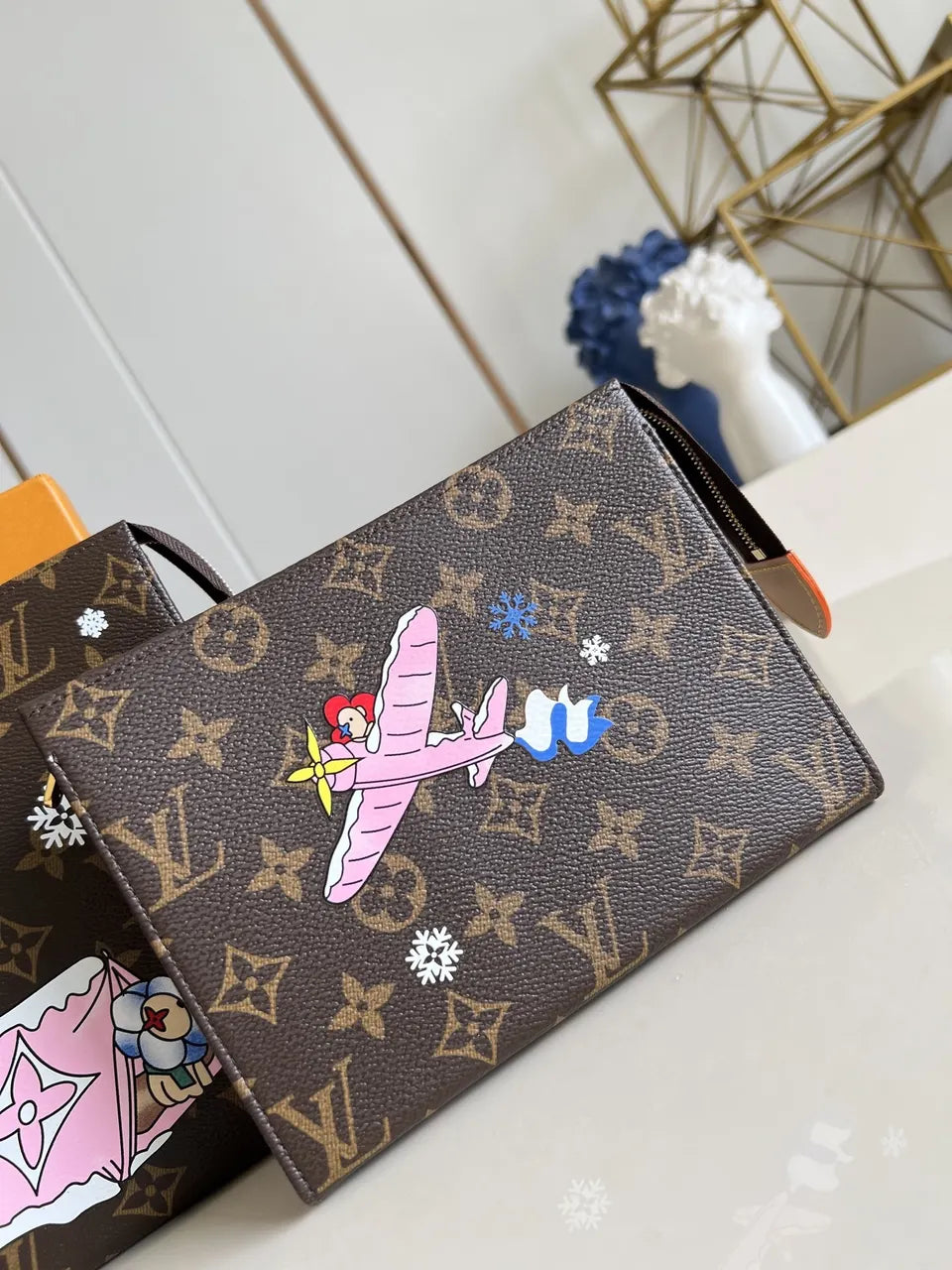 Brown Monogram LV Zip Pull - Hình 8