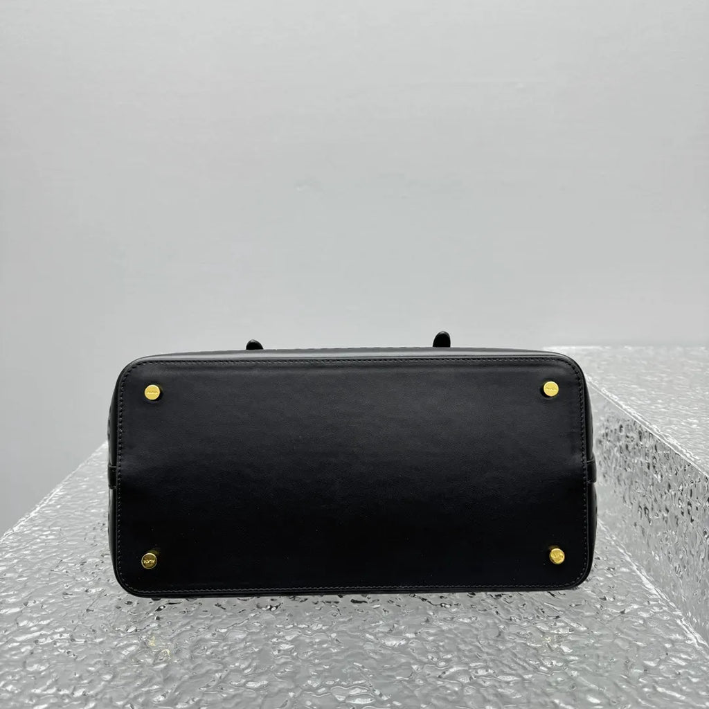 vienne Alaïa Black Laser-Cut Tote - Hình 12