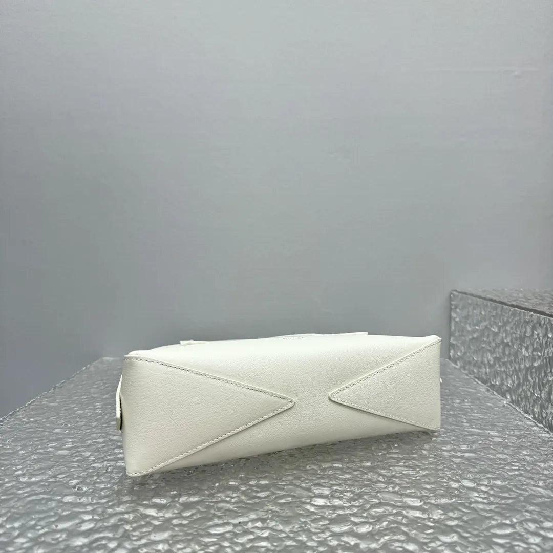 Alaïa Small White Bag - Hình 5