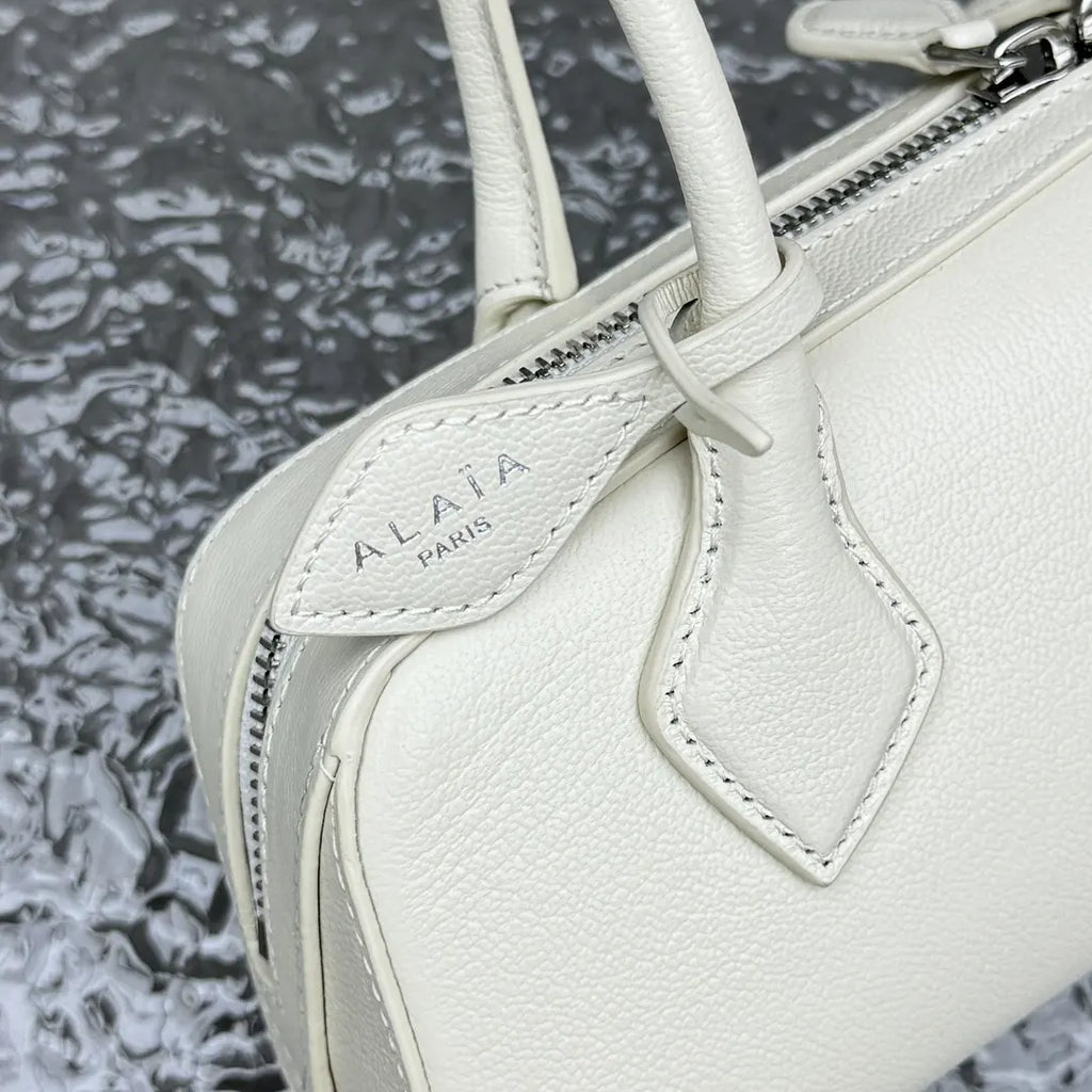 Alaïa Small White Bag - Hình 8