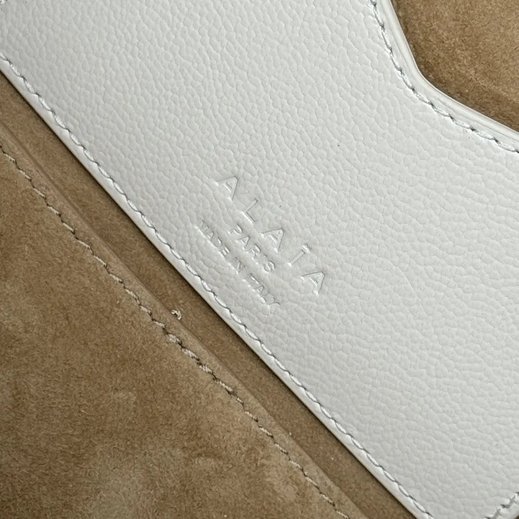 Alaïa Small White Bag - Hình 10