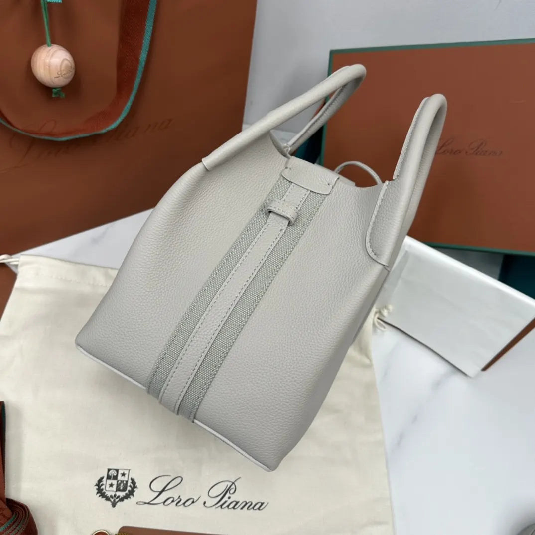 Loro Piana Quartz Grey Bucket - Hình 3