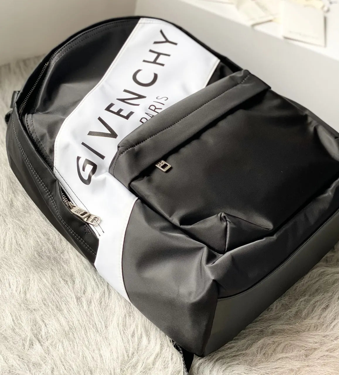 Givenchy Logo Backpack - Hình 4
