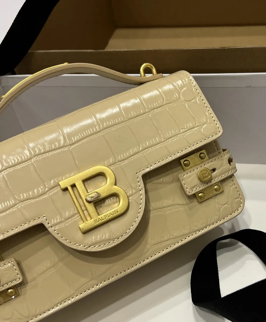 Balmain Cream Croc B-Buzz Bag - Hình 5