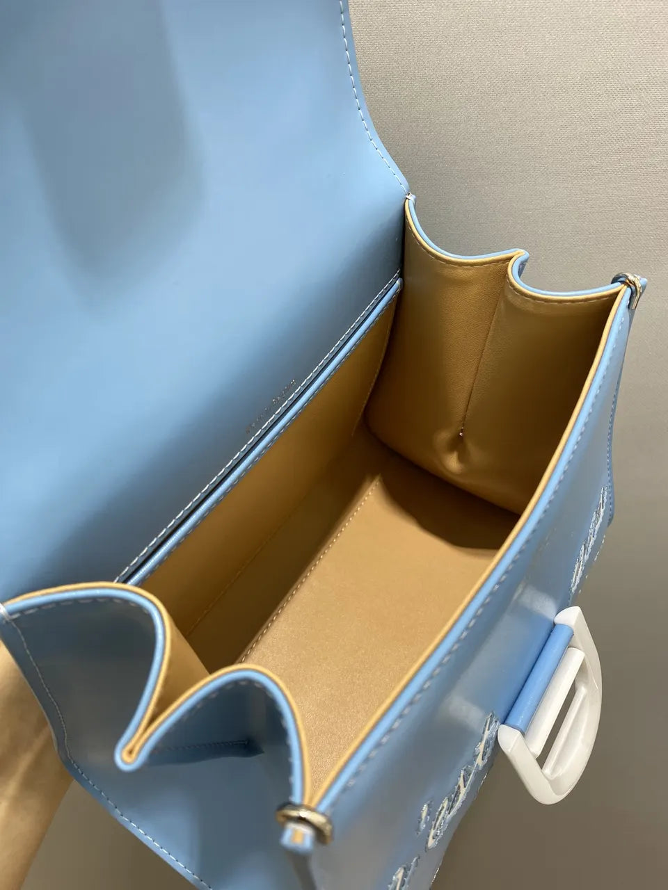 Delvaux Baby Blue Brillant - Hình 7