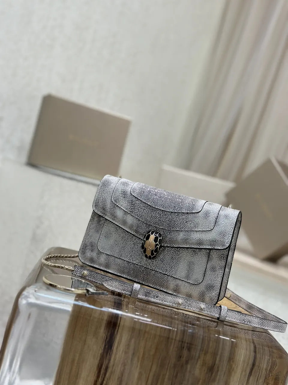 Bulgari Silver Python Bag - Hình 3