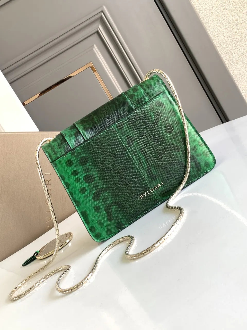 Bvlgari Emerald Serpenti Python Bag - Hình 3