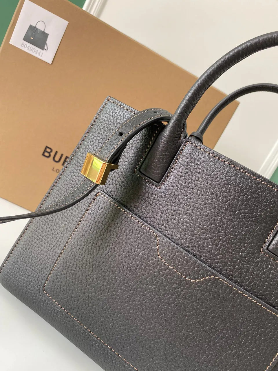 Burberry Black Grainy Leather TB Bag - Hình 4