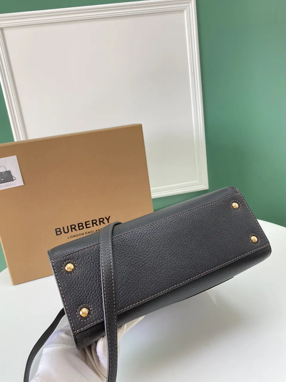 Burberry Black Grainy Leather TB Bag - Hình 9
