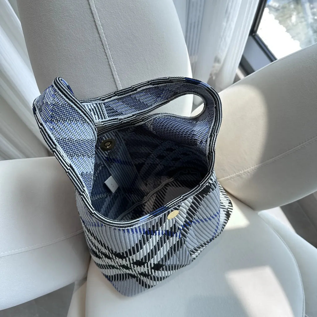 Burberry Blue Checkered Knit Bag - Hình 4