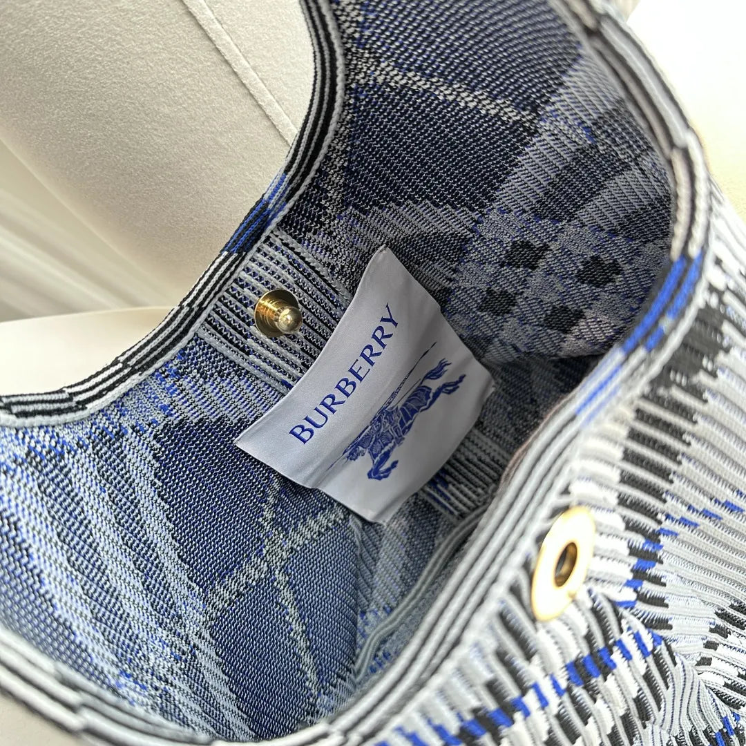 Burberry Blue Checkered Knit Bag - Hình 7