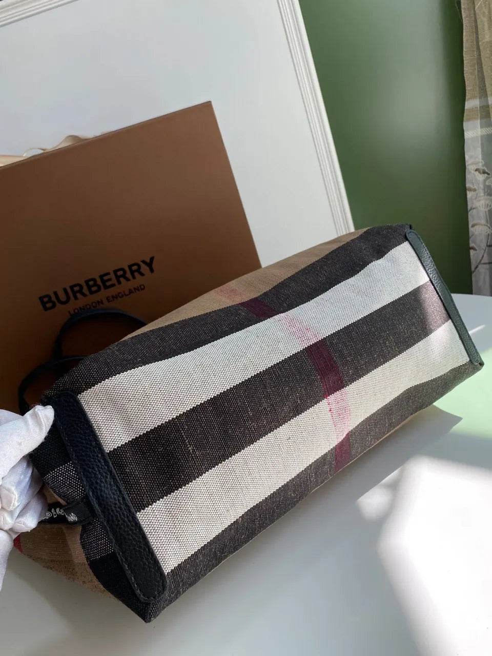Burberry Beige Canvas London Tote - Hình 9