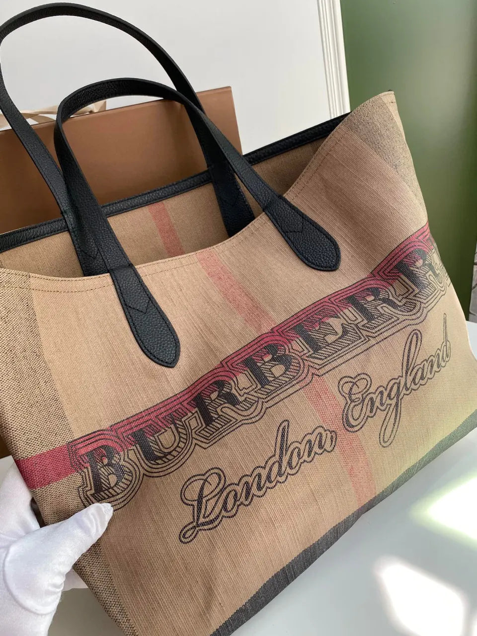 Burberry Beige Canvas London Tote - Hình 5