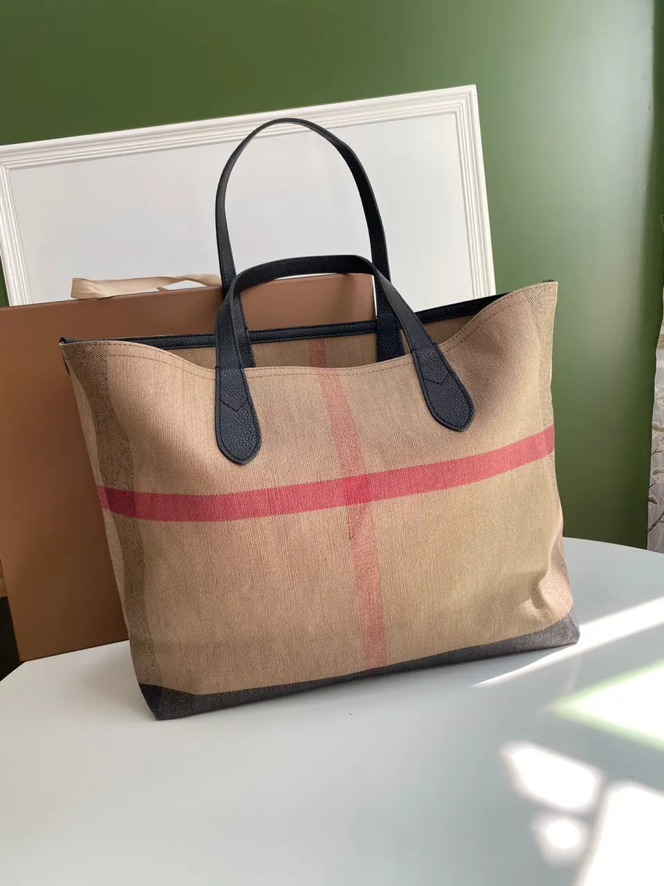 Burberry Beige Canvas London Tote - Hình 3