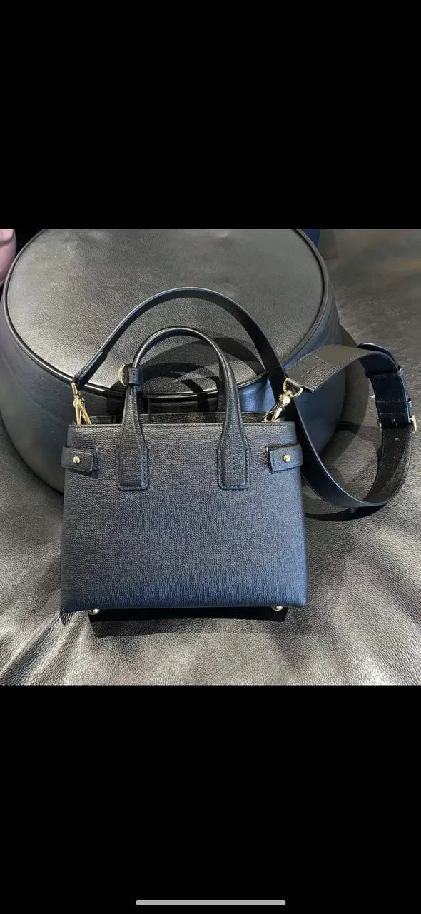Burberry Black Cube Bag - Hình 3