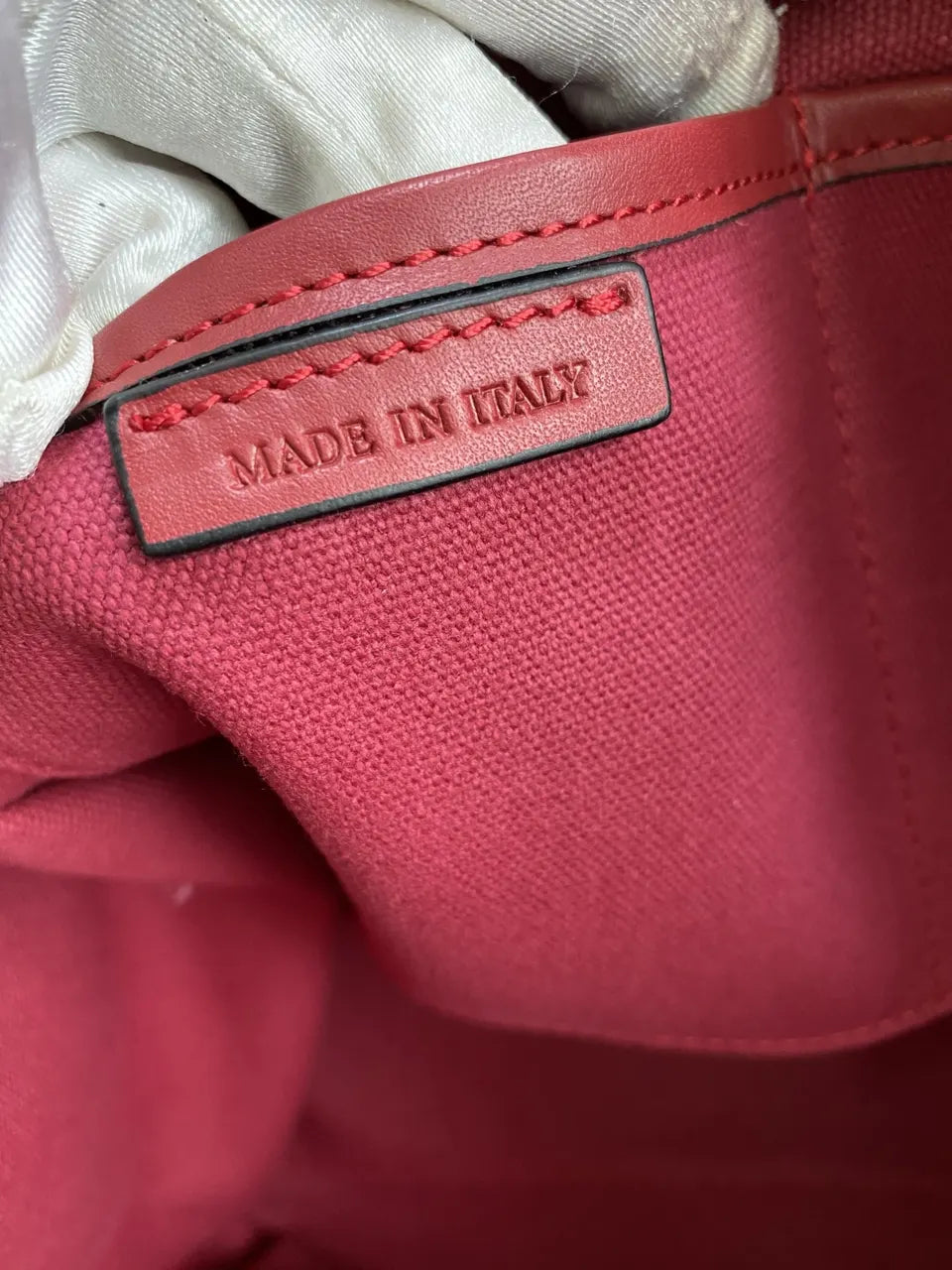 Burberry Check Tote Red Trim - Hình 5