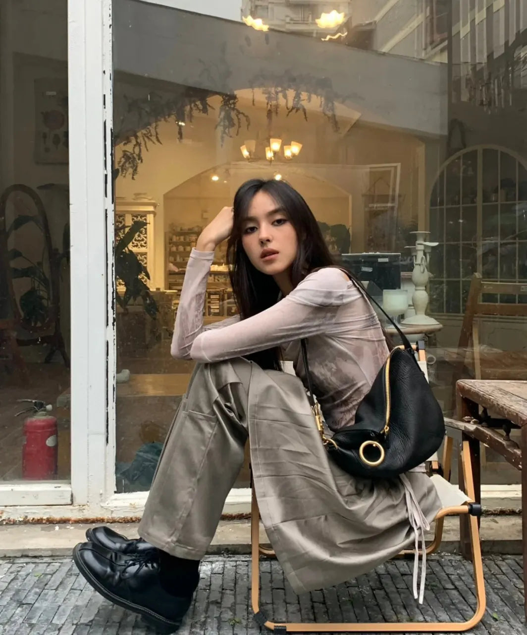 Burberry Black Leather Hobo Bag - Hình 6