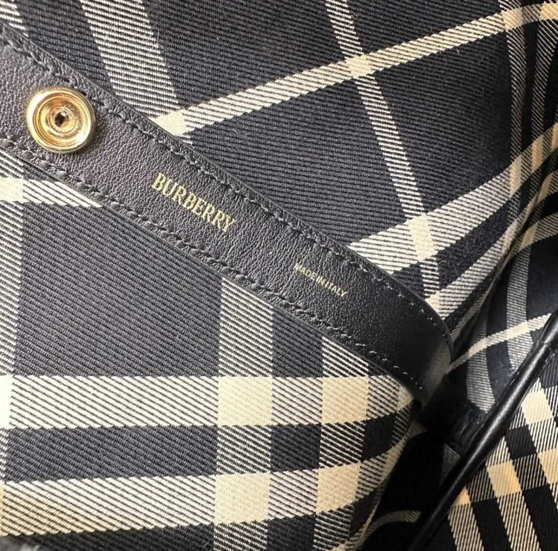 Burberry Black Plaid Knit Hobo Bag - Hình 8