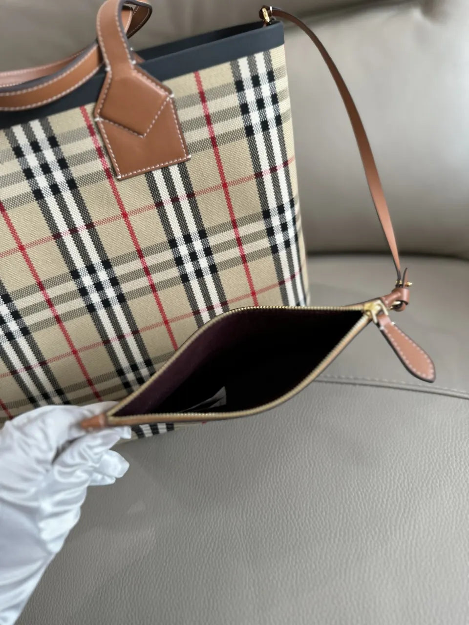 Burberry Check Two-Piece Tote Bag - Hình 4