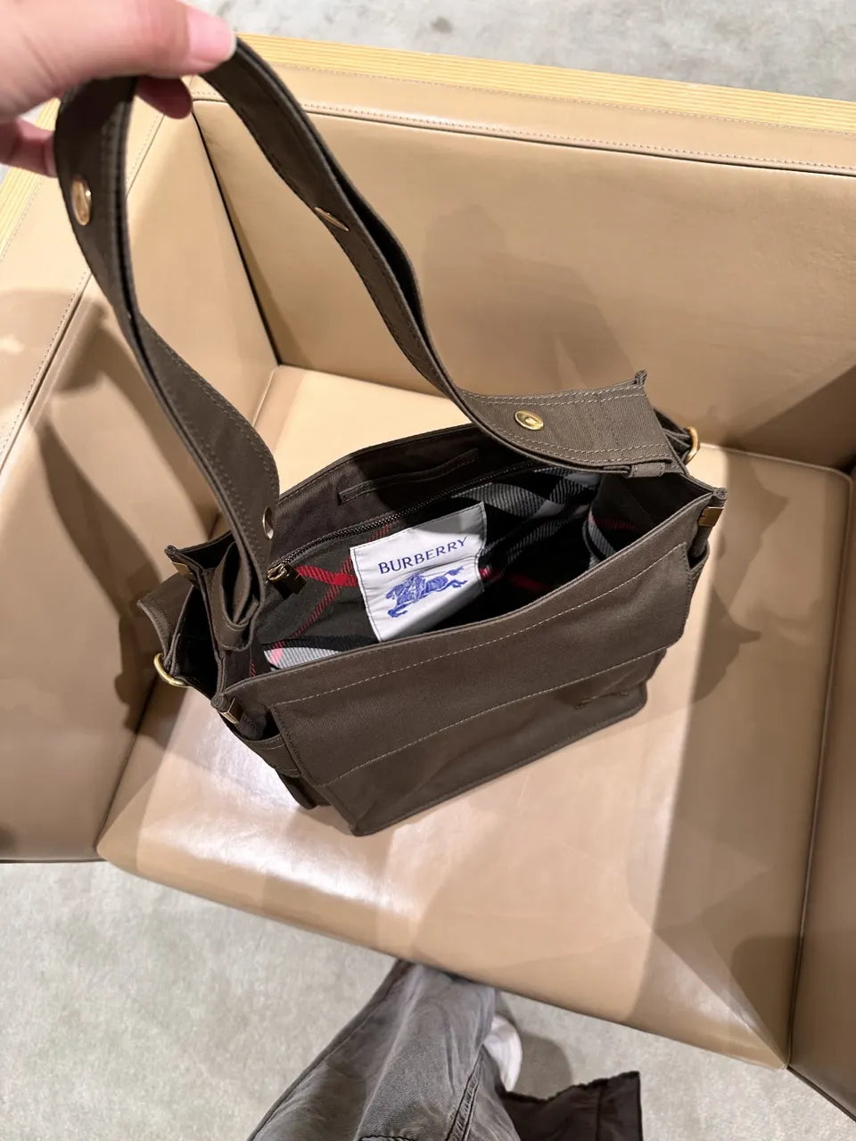 Burberry Olive Canvas Messenger Bag - Hình 3