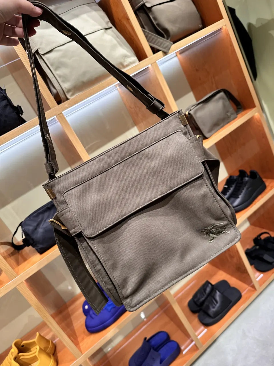 Burberry Olive Canvas Messenger Bag - Hình 4