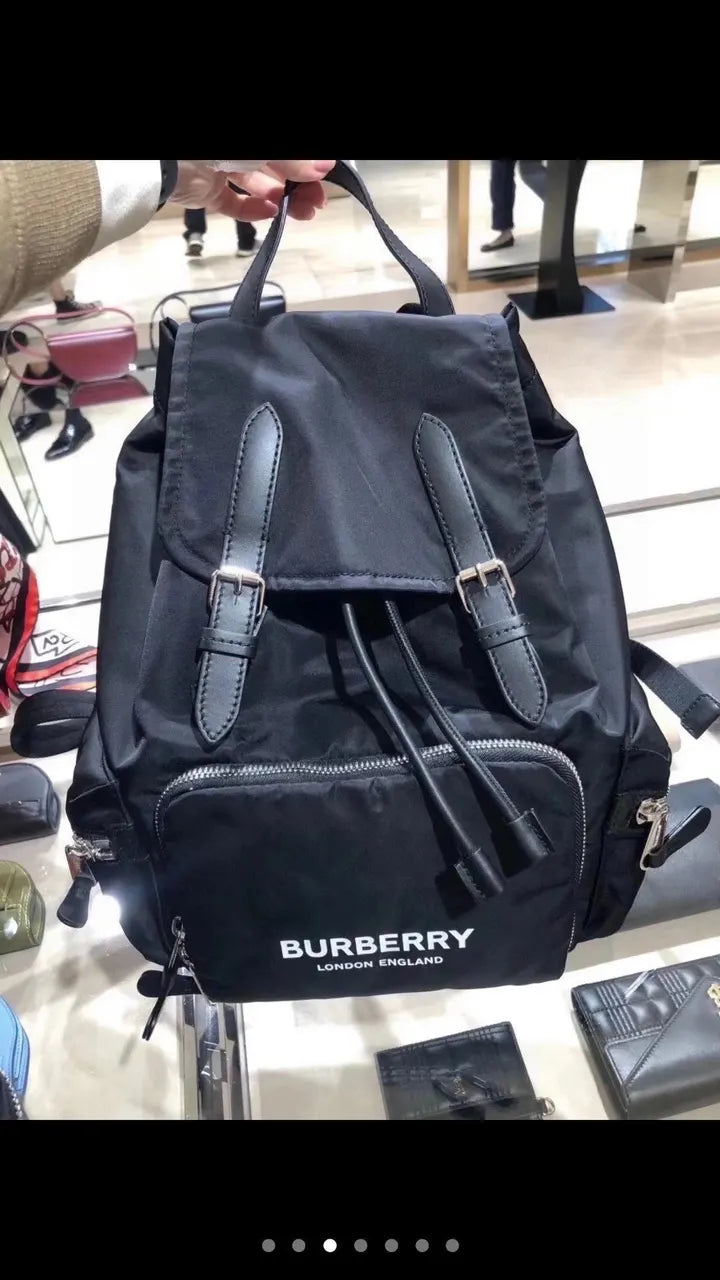 Burberry Black Nylon Backpack leather - Hình 3