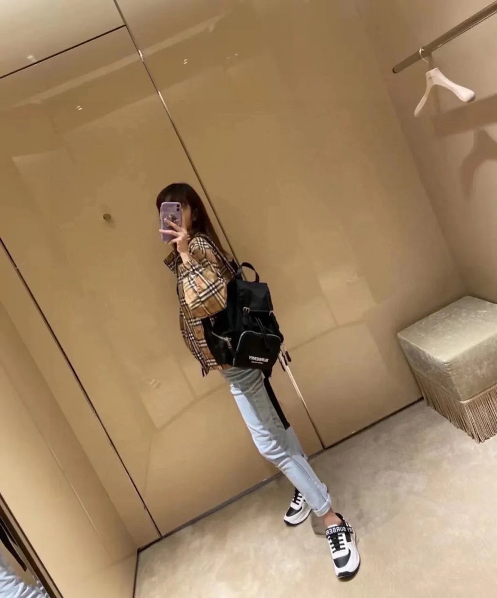 Burberry Black Nylon Backpack leather - Hình 4