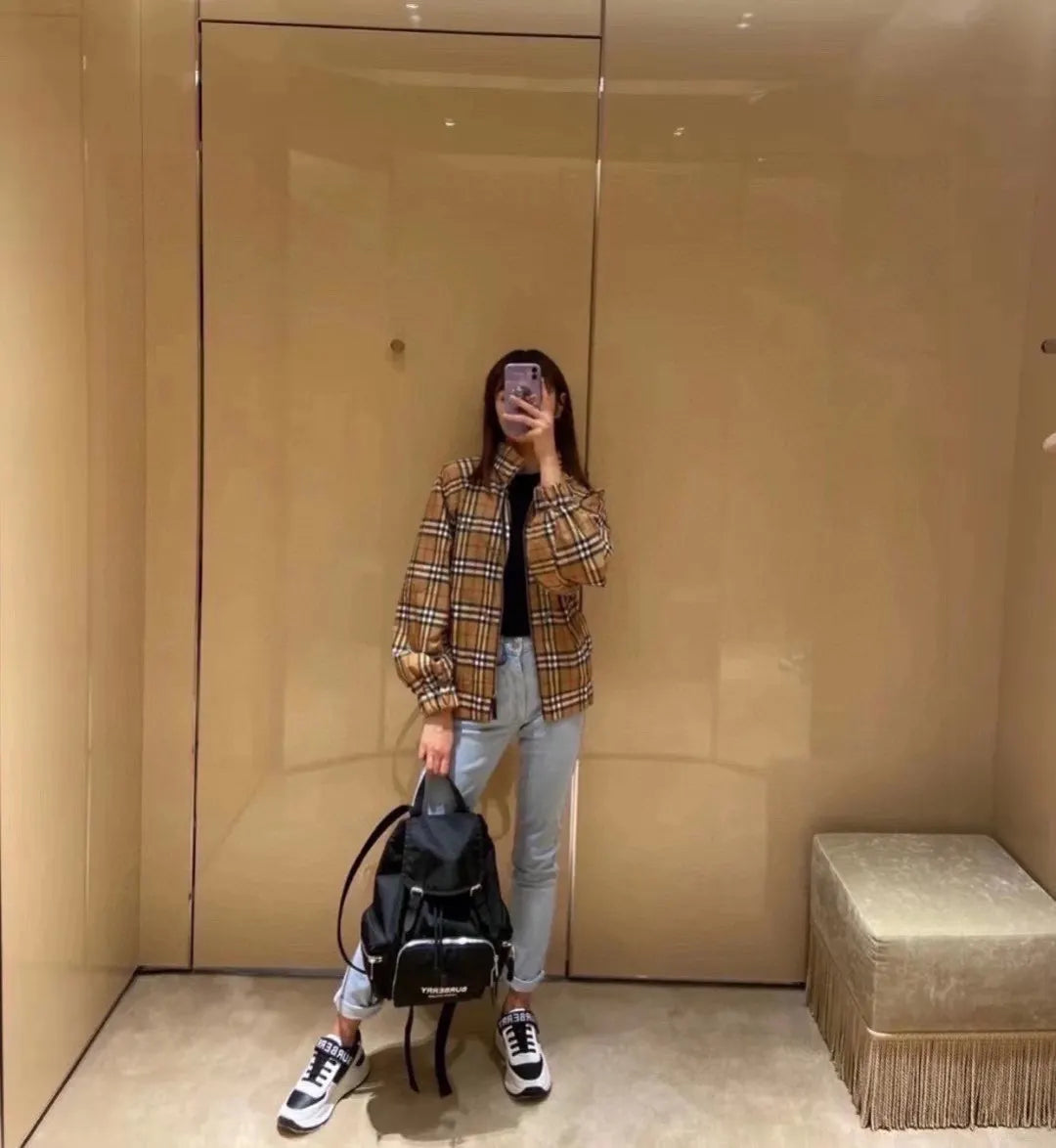 Burberry Black Nylon Backpack leather - Hình 5