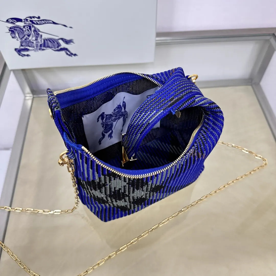 Burberry Blue Knit Hobo Bag - Hình 7