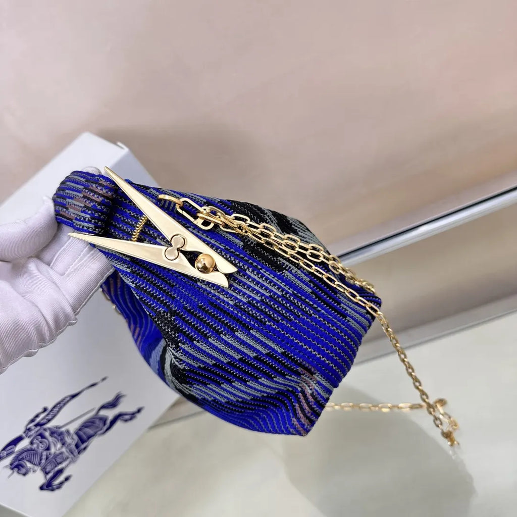 Burberry Blue Knit Hobo Bag - Hình 6