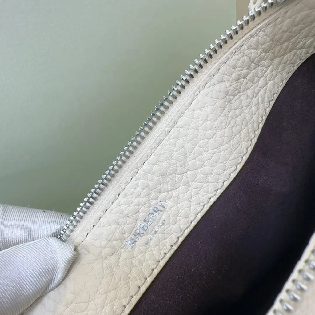 Burberry Cream Leather Sling Bag - Hình 6