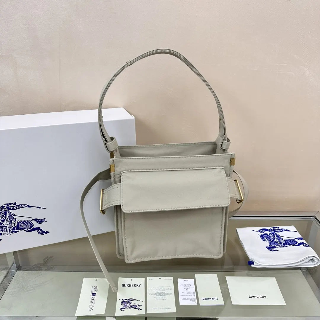 Burberry Alabaster Leather Belt Bag - Hình 2
