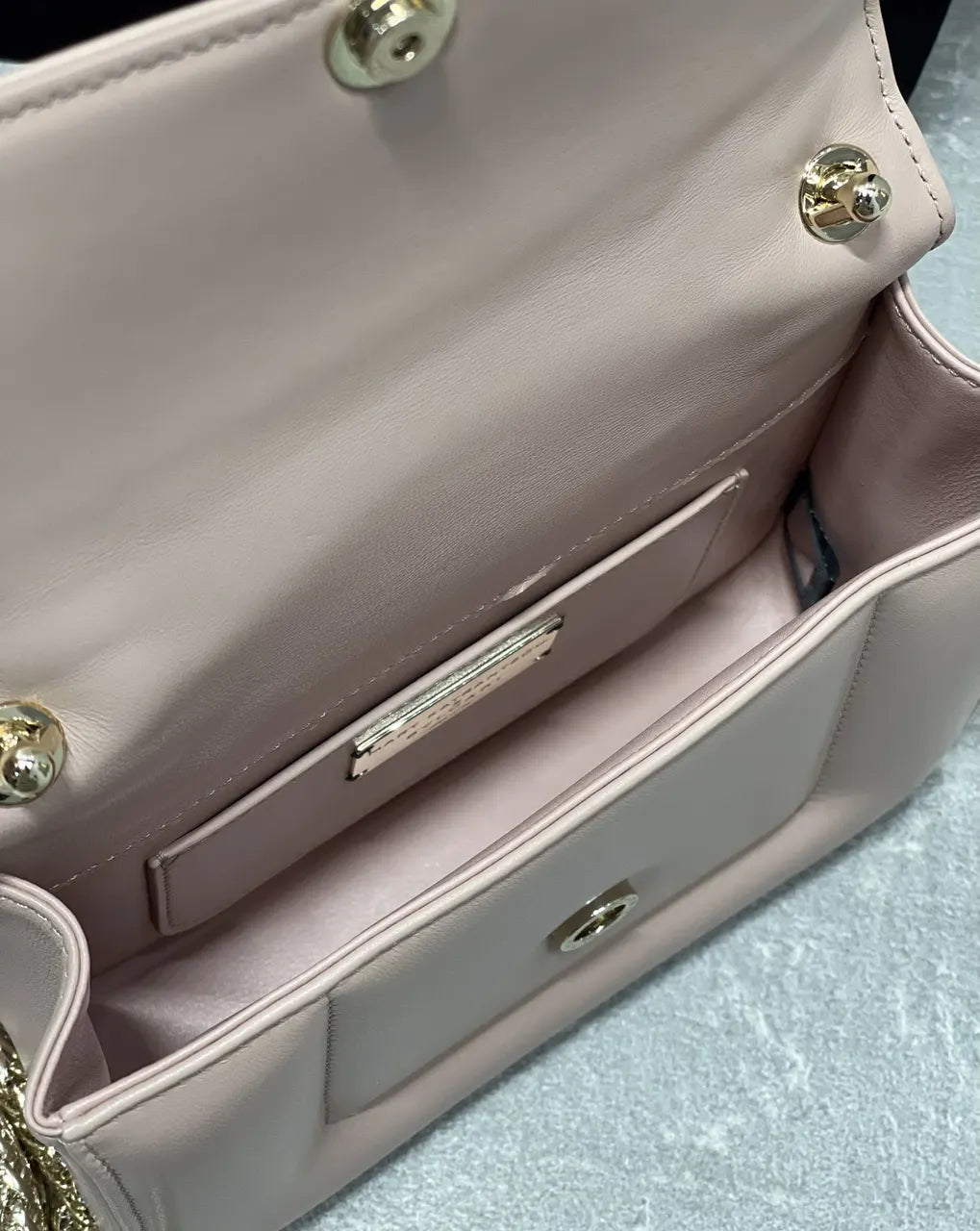 Bvlgari Pink Top Handle Bag - Hình 6