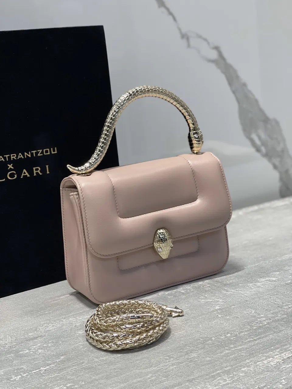 Bvlgari Pink Top Handle Bag - Hình 2
