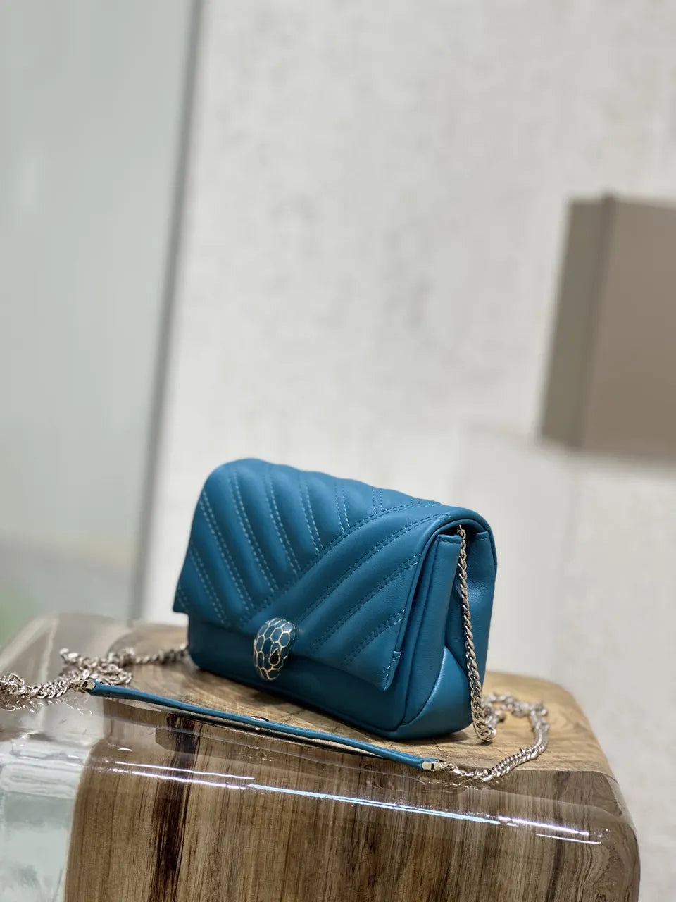 Bvlgari Teal Serpenti Bag - Hình 3