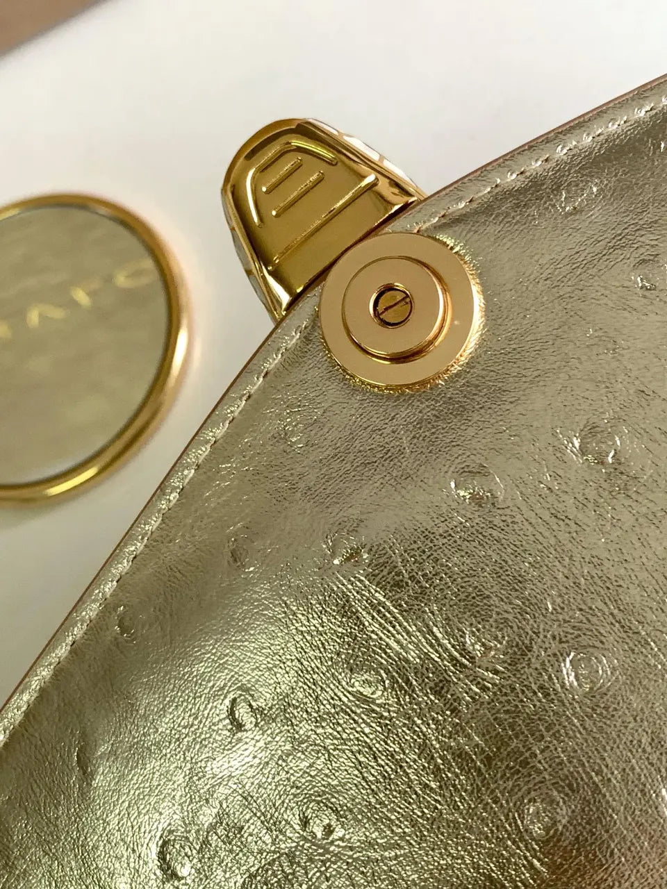 serpenti Bvlgari Gold Ostrich Bag - Hình 5