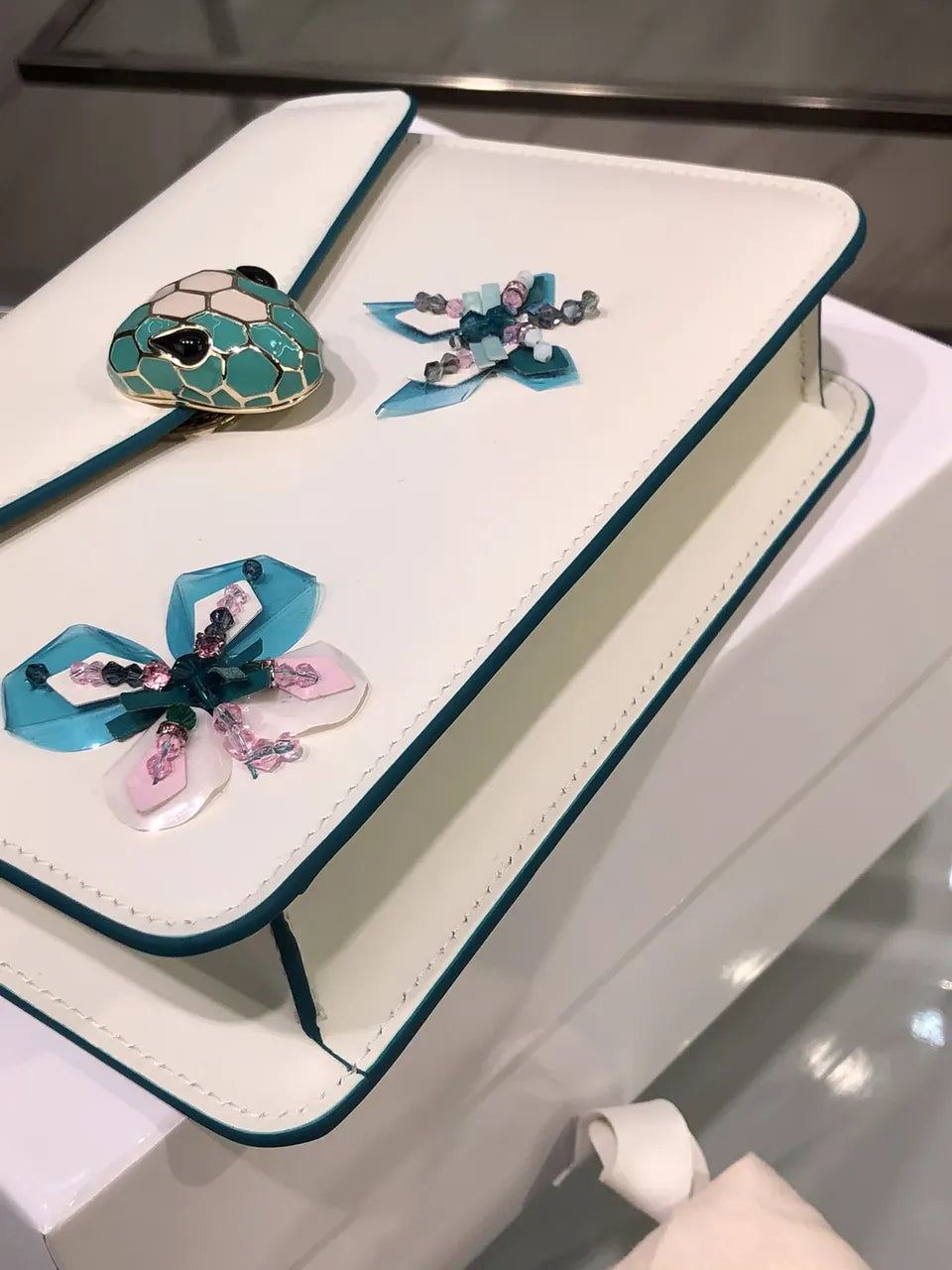 Bvlgari Floral Serpenti Crossbody - Hình 6