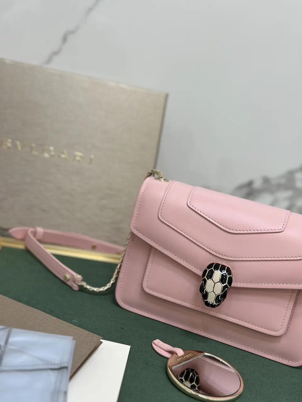 Bulgari Pink Leather Bag - Hình 4