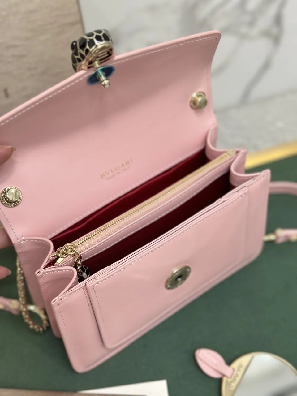 Bulgari Pink Leather Bag - Hình 7