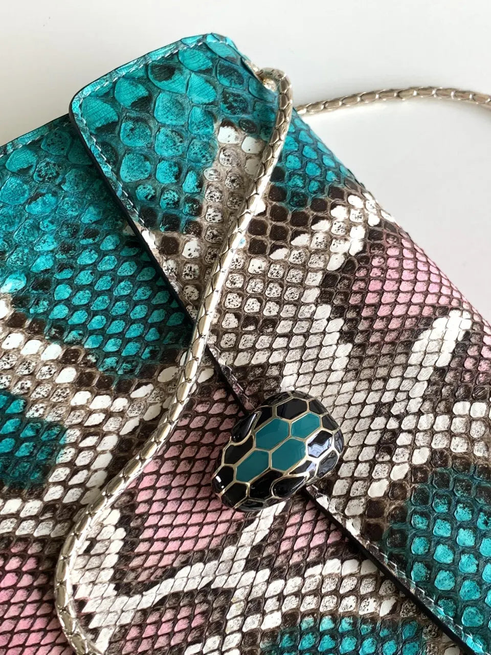 Turquoise Python Serpenti Bag - Hình 4