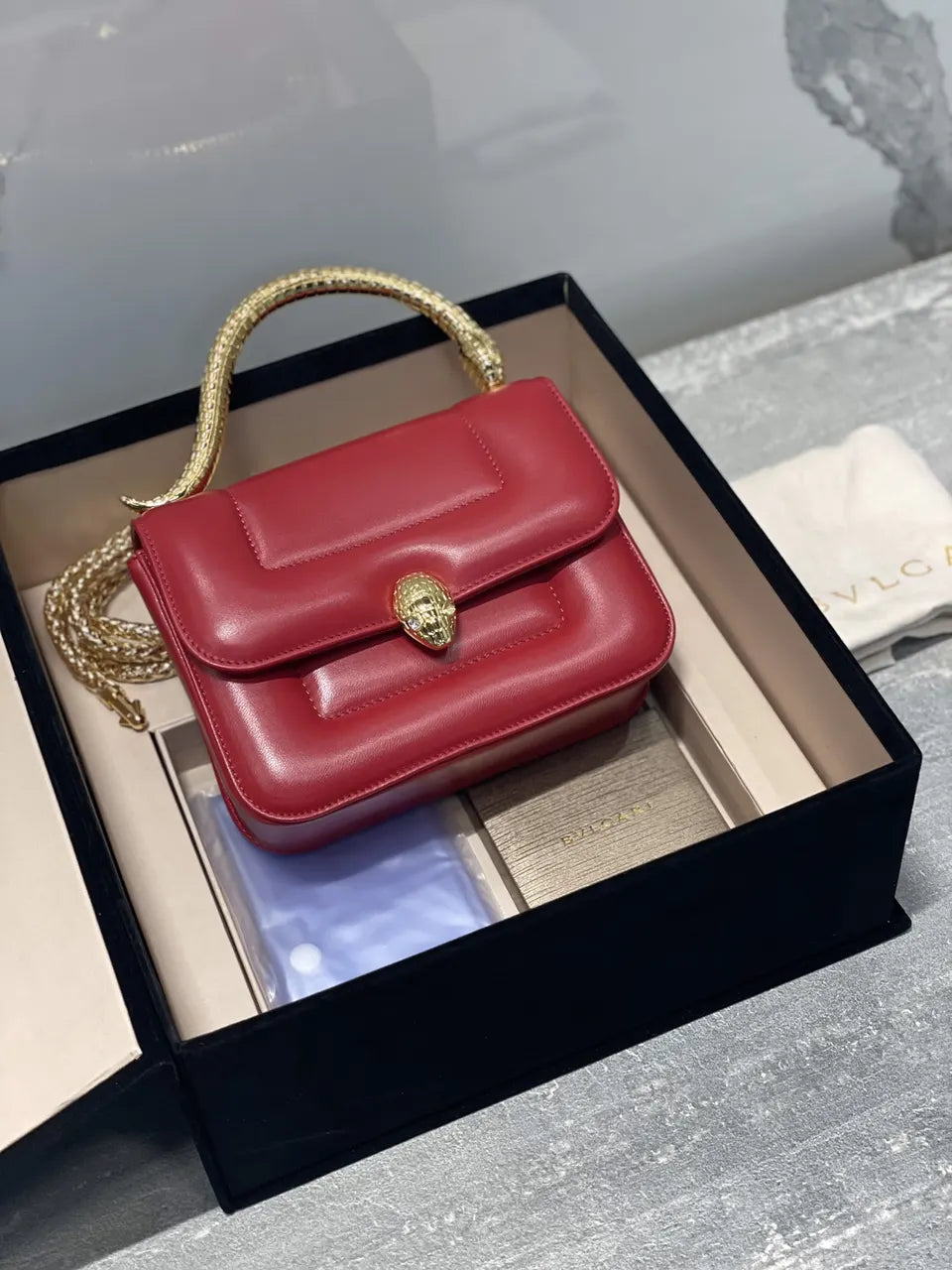 Bvlgari Red Leather Bag - Hình 8
