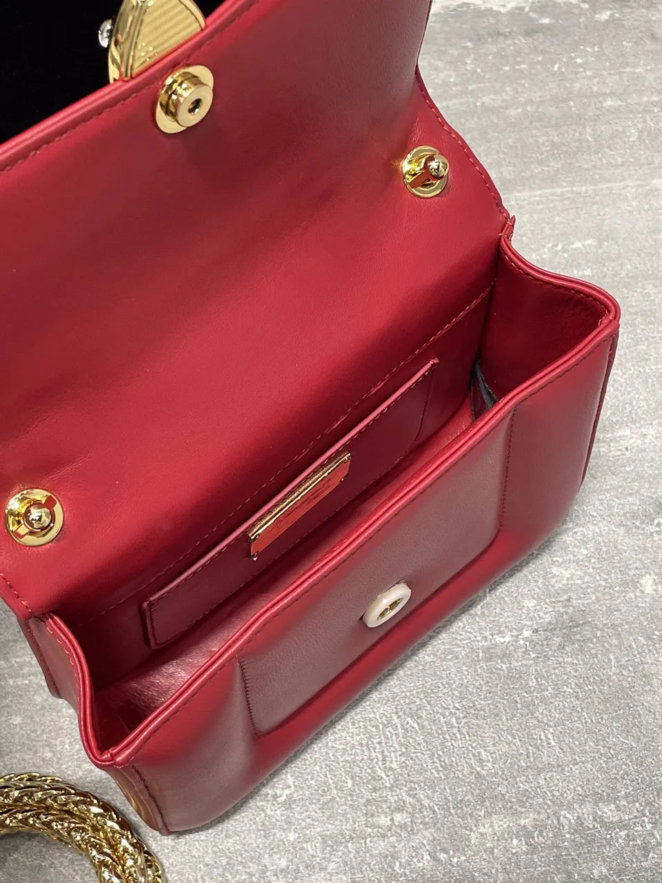 Bvlgari Red Leather Bag - Hình 6