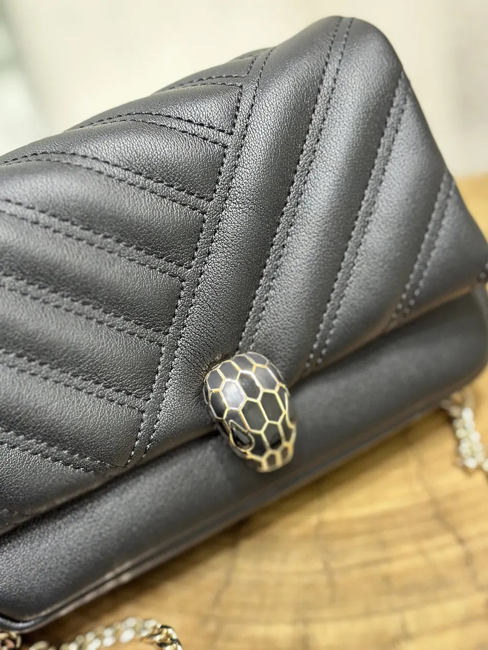 Bvlgari Black Serpenti Crossbody - Hình 6