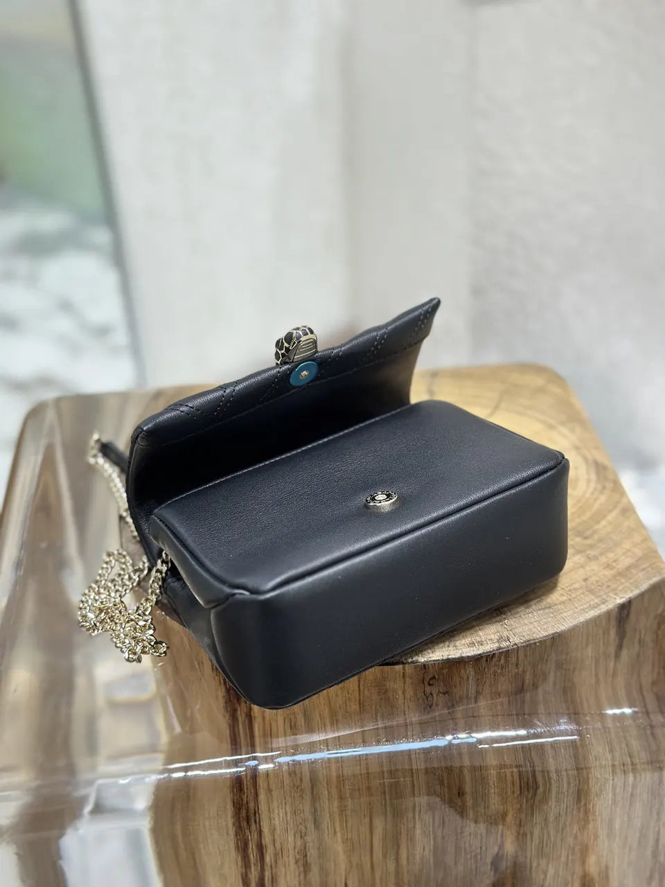 Bvlgari Black Serpenti Crossbody - Hình 8