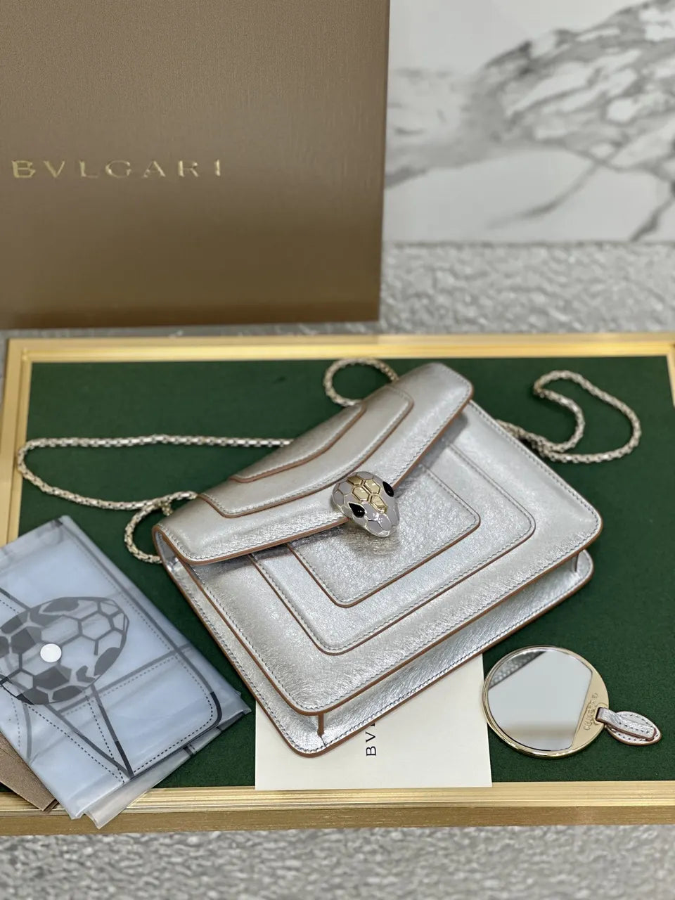 Bulgari Silver Chain Bag - Hình 4
