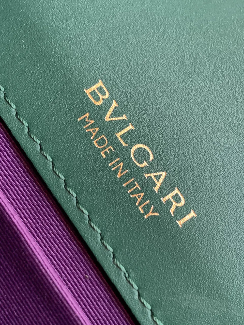Bvlgari Jade Green Crossbody - Hình 9