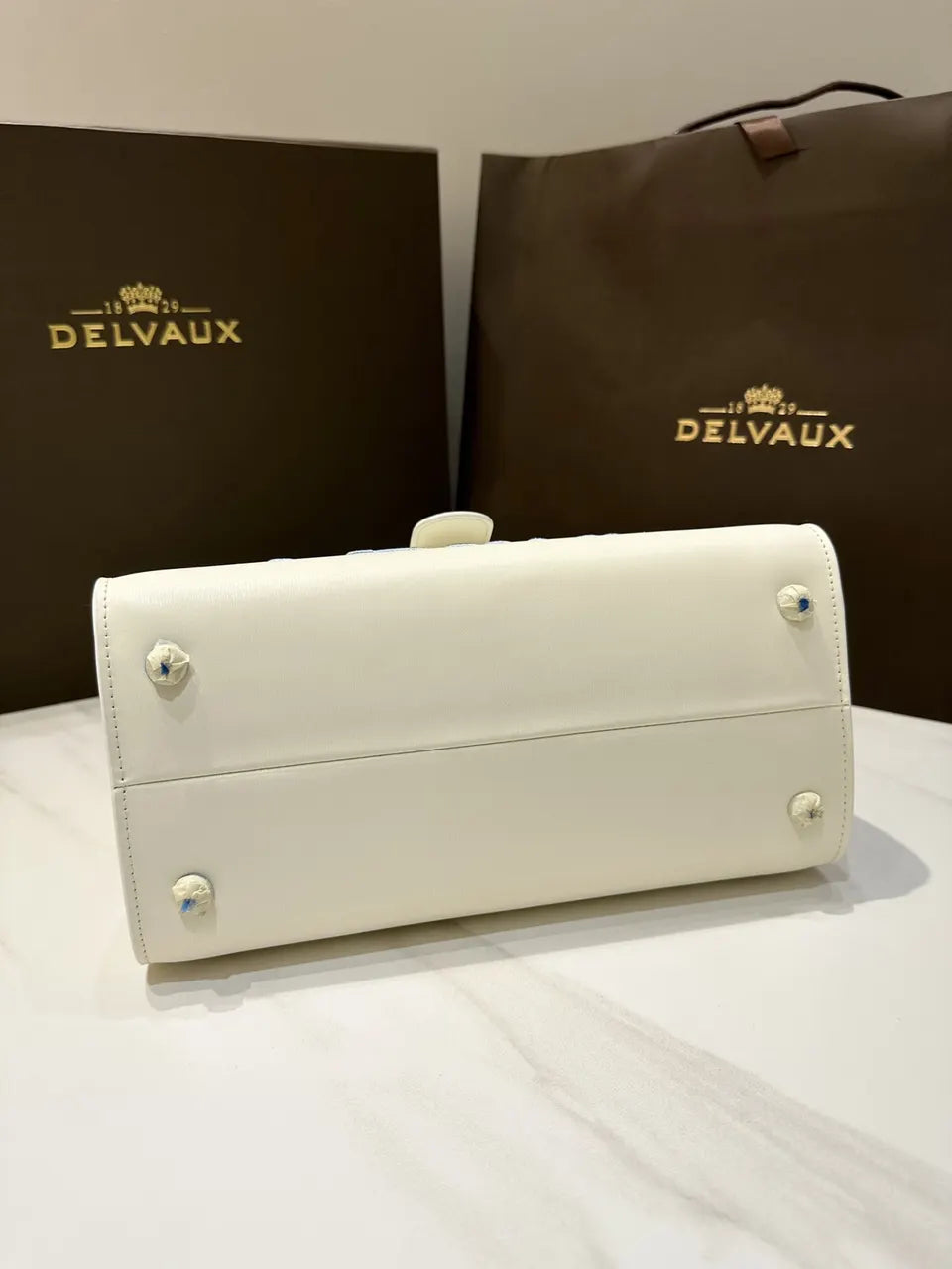 Delvaux Ivory Ceci N'est Pas - Hình 7